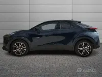 Usata Toyota C-HR Lounge 198 CV (145 kW) 2025 Blu SUV