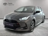 Usata Toyota Yaris Hybrid Lounge 92 CV (67 kW) 2022 Grigio Berlina