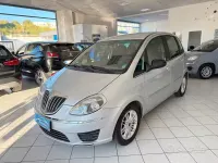 Usata Lancia Musa 95 CV (69 kW) 2012 Grigio Monovolume