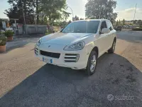 Usata Porsche Cayenne 239 CV (175 kW) 2010 Bianco SUV
