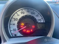 Usata Toyota Aygo 68 CV (50 kW) 2009 Grigio Utilitaria