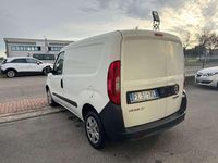 Usata Fiat Doblò 105 CV (77 kW) 2019 Bianco Monovolume