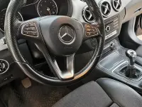 Usata Mercedes B200 156 CV (114 kW) 2015 Nero Utilitaria