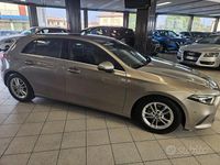 Usata Mercedes A180 Premium 116 CV (85 kW) 2020 Antracite metallizzato Berlina