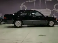 Usata Mercedes 190 122 CV (89 kW) 1989 Nero Berlina