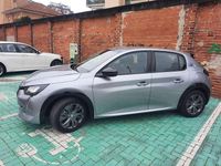 Usata Peugeot 208 Allure 56 kW (77 CV) 2022 Grigio Utilitaria