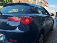 Usata Alfa Romeo Giulietta 140 CV (102 kW) 2011 Blu Utilitaria