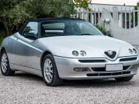 Usata Alfa Romeo Spider 144 CV (105 kW) 1999 Grigio Cabrio