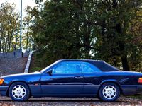 Usata Mercedes E300 231 CV (169 kW) 1994 Blu/azzurro Cabrio