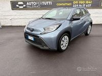Usata Toyota Aygo X Active 72 CV (52 kW) 2025 Grigio SUV
