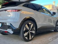 Usata Renault Megane E-Tech Techno 161 kW (220 CV) 2023 Grigio Berlina