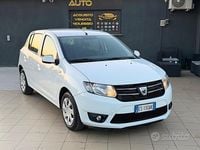 Usata Dacia Sandero Ambiance 75 CV (55 kW) 2013 Bianco Berlina