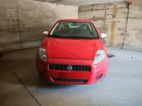 Usata Fiat Grande Punto 65 CV (47 kW) 2007 Rosso Utilitaria