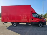 Usata Iveco 35.12 116 CV (85 kW) 2020 Rosso Furgone