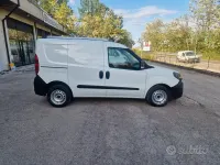 Usata Fiat Doblò S 105 CV (77 kW) 2021 Bianco Monovolume