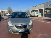 Usata Opel Meriva 110 CV (80 kW) 2011 Giallo Monovolume