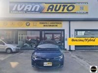 Usata Toyota Corolla Active 122 CV (89 kW) 2019 Blu Station wagon