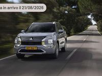 Nuova Mitsubishi Outlander P-HEV Invite 306 CV (225 kW) 2026 Argento SUV