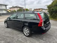 Usata Volvo V50 109 CV (80 kW) 2010 Nero Station wagon