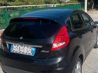 Usata Ford Fiesta Titanium 97 CV (71 kW) 2010 Nero Berlina