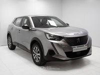 Usata Peugeot 2008 Active 100 kW (136 CV) 2023 Gray SUV
