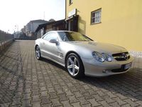 Usata Mercedes SL500 306 CV (225 kW) 2001 Argento Cabrio