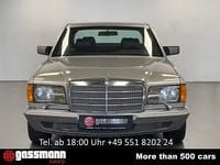 Usata Mercedes 380 204 CV (150 kW) 1982 Argento Berlina