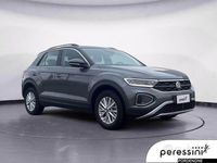 Usata VW T-Roc Life 150 CV (110 kW) 2024 Grigio SUV
