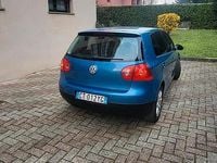 Usata VW Golf V 115 CV (84 kW) 2005 Blu Utilitaria