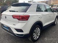 Usata VW T-Roc 150 CV (110 kW) 2018 Bianco SUV