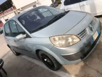 Usata Renault Scenic E-Tech Dynamique 100 CV (73 kW) 2004 Grigio Monovolume