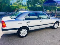 Usata Mercedes 180 136 CV (100 kW) 1995 Berlina