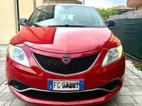 Usata Lancia Ypsilon Silver 69 CV (50 kW) 2017 Utilitaria