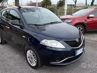 Usata Lancia Ypsilon Silver 69 CV (50 kW) 2016 Blu Utilitaria