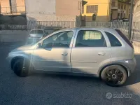Usata Opel Corsa 69 CV (50 kW) 2004 Utilitaria