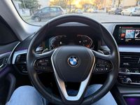 Begagnad BMW 518 Luxury Line 136 HK (100 kW) 2020 Svart Sedan