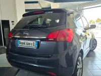 Usata Kia Venga 89 CV (65 kW) 2016 Grigio Utilitaria