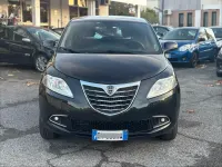 Gebraucht Lancia Ypsilon 80 PS (58 kW) 2014 Schwarz Kleinwagen