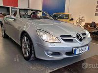 Usata Mercedes SLK350 272 CV (200 kW) 2006 Grigio Cabrio