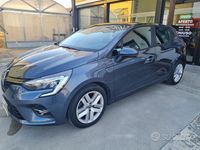 Usata Renault Clio V Business 101 CV (74 kW) 2022 Marrone Berlina