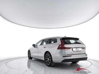 Usata Volvo V60 R-Design Momentum 150 CV (110 kW) 2020 Grigio Station wagon
