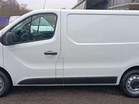 Usata Renault Trafic 120 CV (88 kW) 2022 Bianco Monovolume