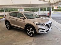 Usata Hyundai Tucson Xpossible 116 CV (85 kW) 2016 Grigio SUV
