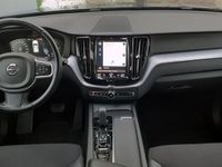usata Volvo XC60 D4 B4 MILD HYBRID MOMENTUM AWD MY 2020