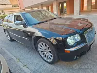 Usata Chrysler 300C 218 CV (160 kW) 2008 Nero Station wagon