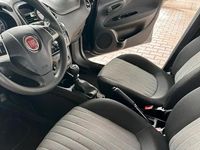 Usata Fiat Punto 77 CV (56 kW) 2018 Nero Utilitaria