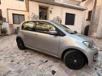Usata VW up! Move 75 CV (55 kW) 2015 Grigio Utilitaria