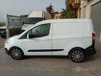 usata Ford Transit courier 2017