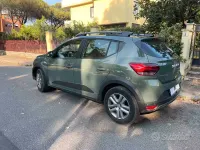 Usata Dacia Sandero Expression 101 CV (74 kW) 2023 Verde SUV