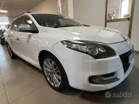 Usata Renault Mégane GrandTour 110 CV (80 kW) 2012 Bianco Station wagon